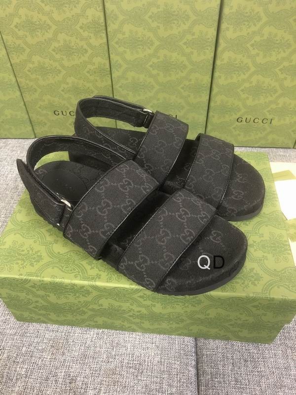 Gucci Men's Slippers 179